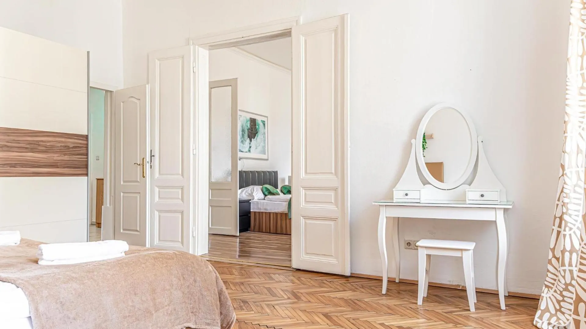Chic Rooms In Shared 2Br Apartment For Long Stays - 15 Min To Center Vienna 0*,  Austria