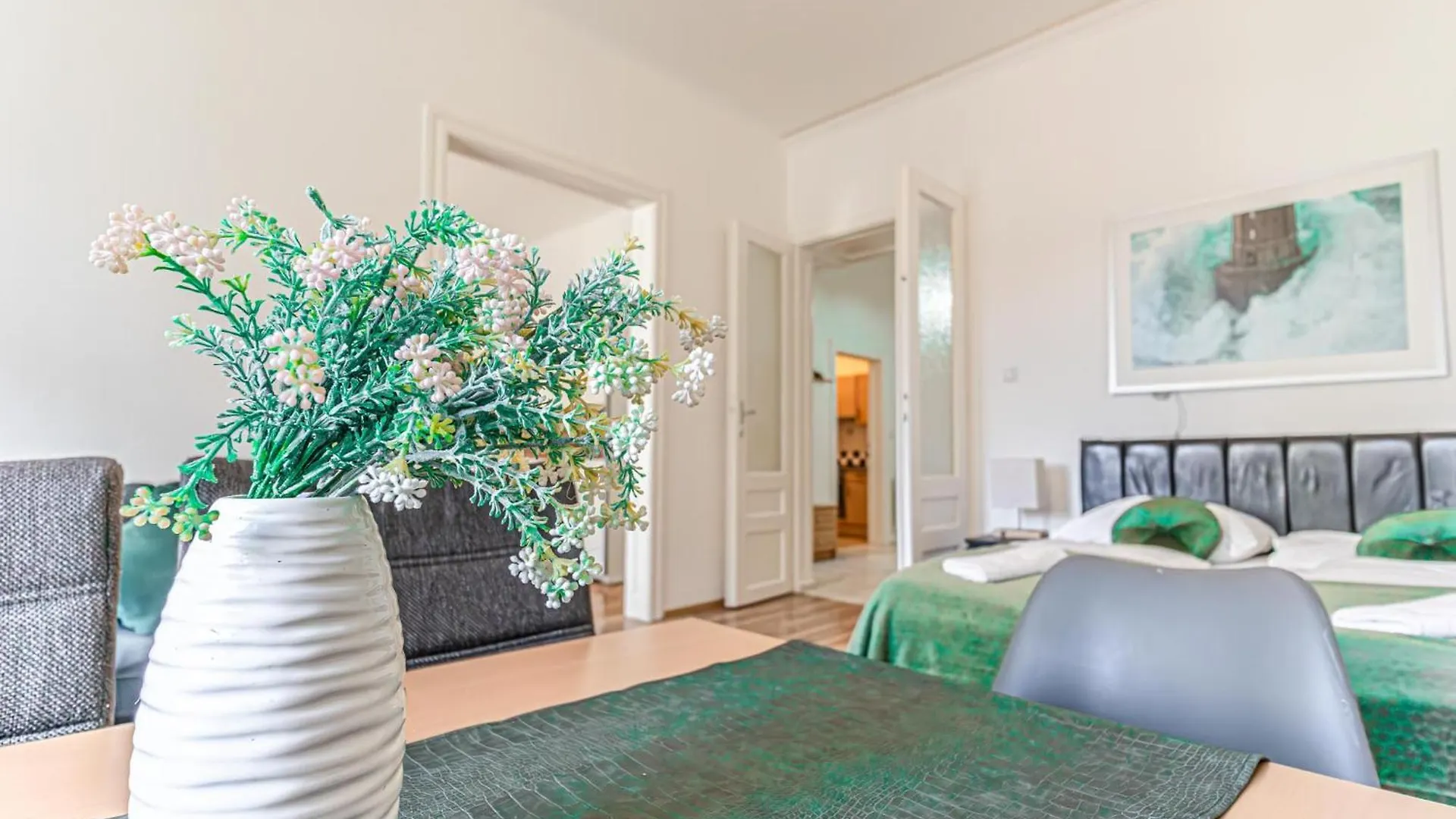 Chic Rooms In Shared 2Br Apartment For Long Stays - 15 Min To Center Vienna